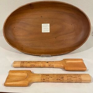 Target Home Natural Acacia Wood Oval Serving Platter w Cork Serving Utensils.